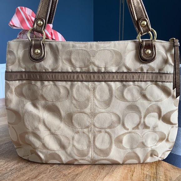 COACH Poppy Metallic Signature Sateen Glam Tote - Picture 2 of 8